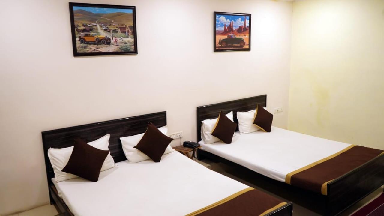 Hotel Atithi Niwas Allāhābād Junction Buitenkant foto