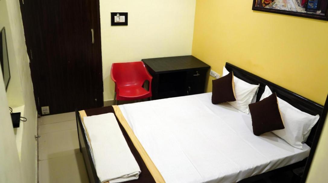 Hotel Atithi Niwas Allāhābād Junction Buitenkant foto